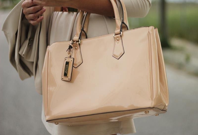Bolso beige de Mango