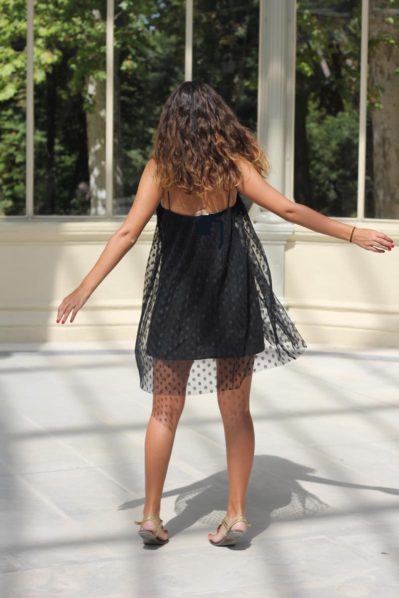 Vestido de plumeti negro