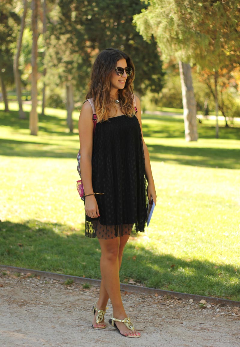 Vestido de plumeti negro