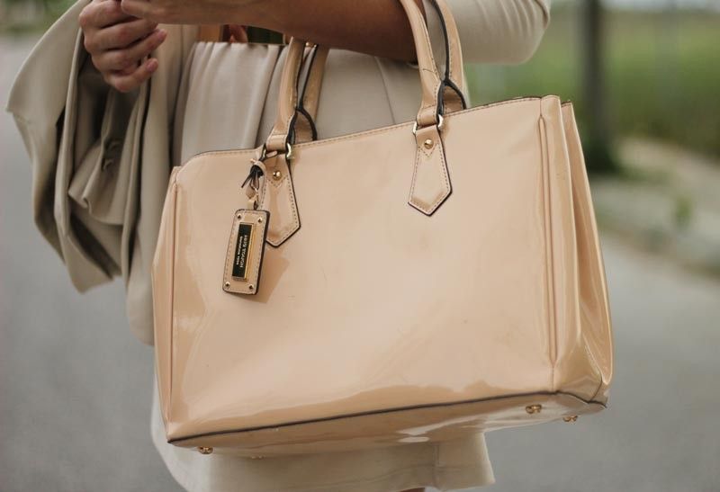 Bolso beige de Mango