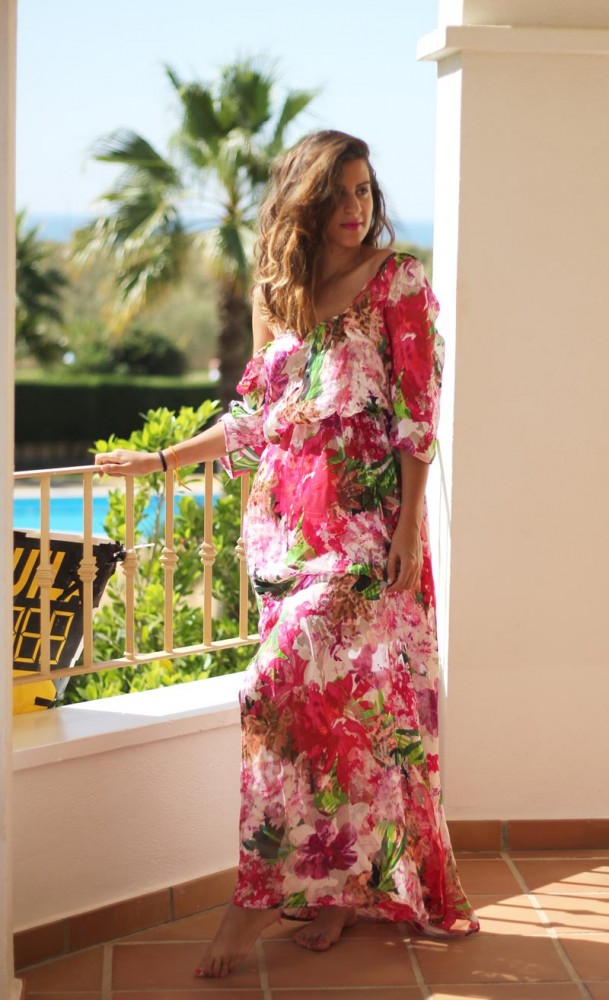 Vestido de seda estampado con flores